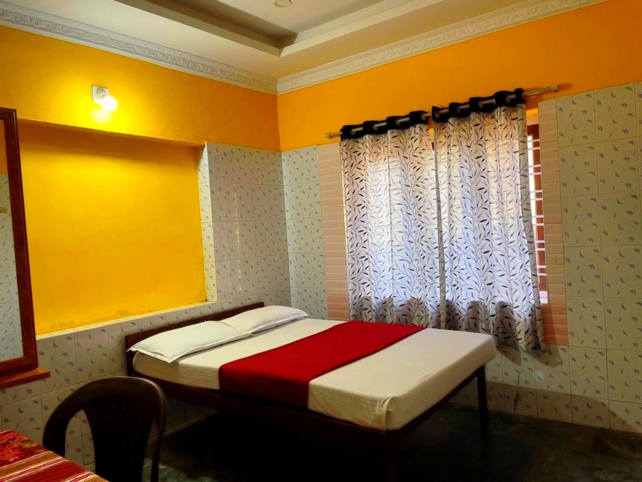 Somatheertham Resort Thiruvananthapuram Quarto foto